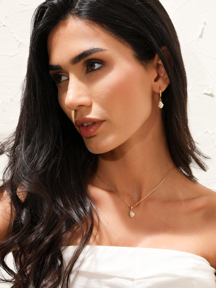 STONE SHAPED HOOPS