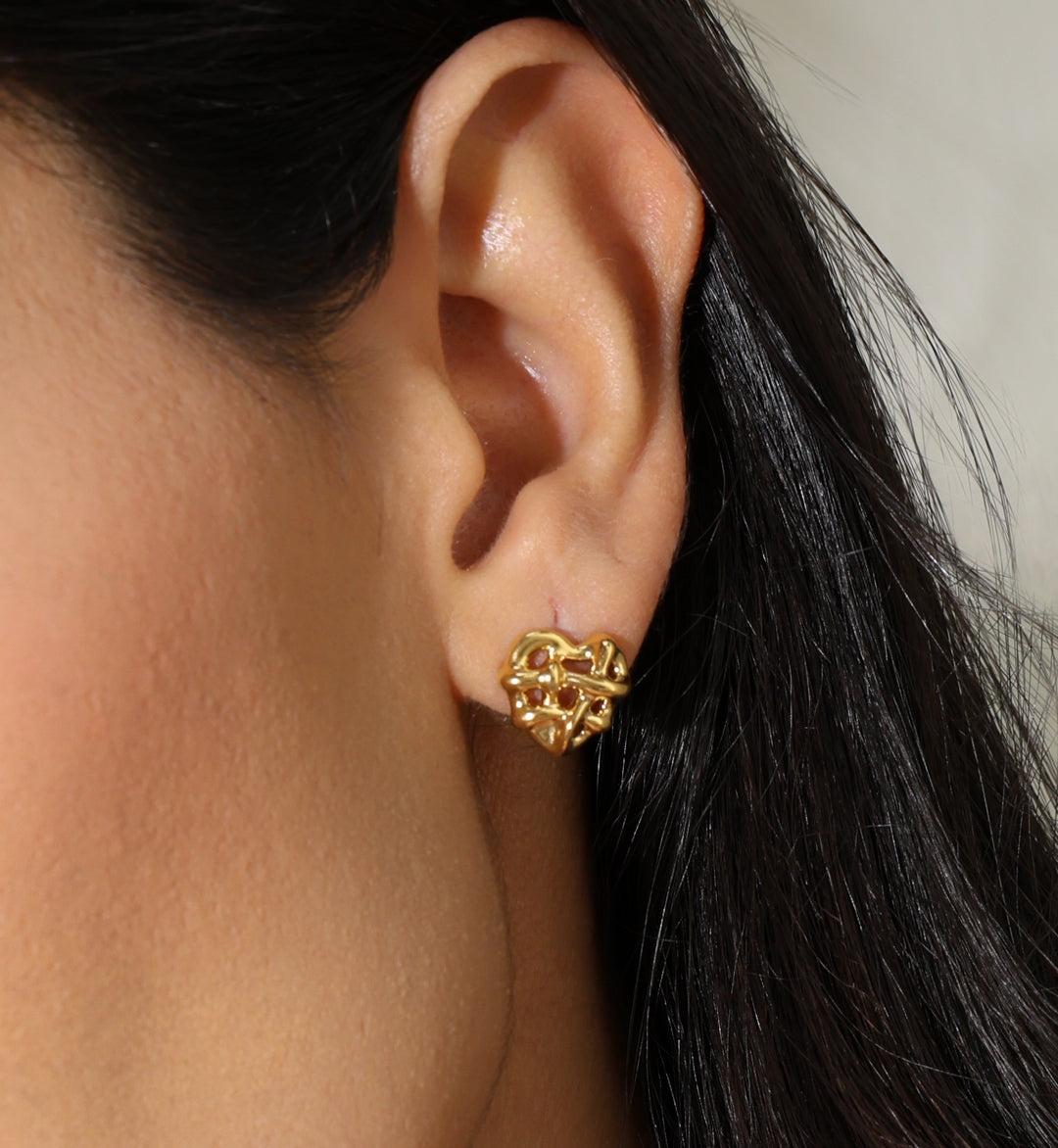 HEART NET STUDS