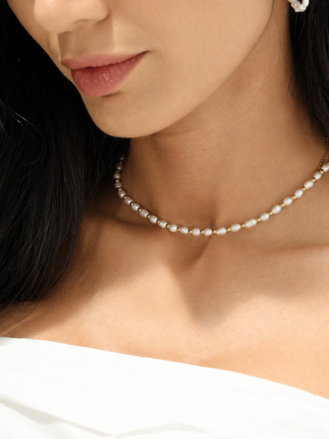 BEADED PEARLS NECKLACE